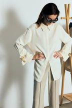 CHEMISE AVEC POIGNETS DÉTAILLÉS