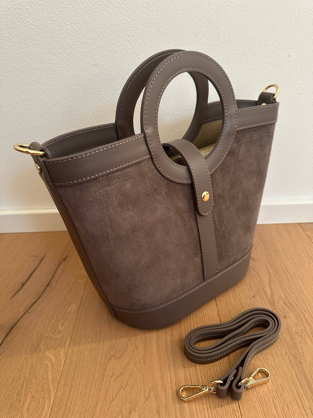 CERCLE - daim: Taupe