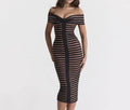 SCHICKES GESTREIFTES BANDEAU-KLEID
