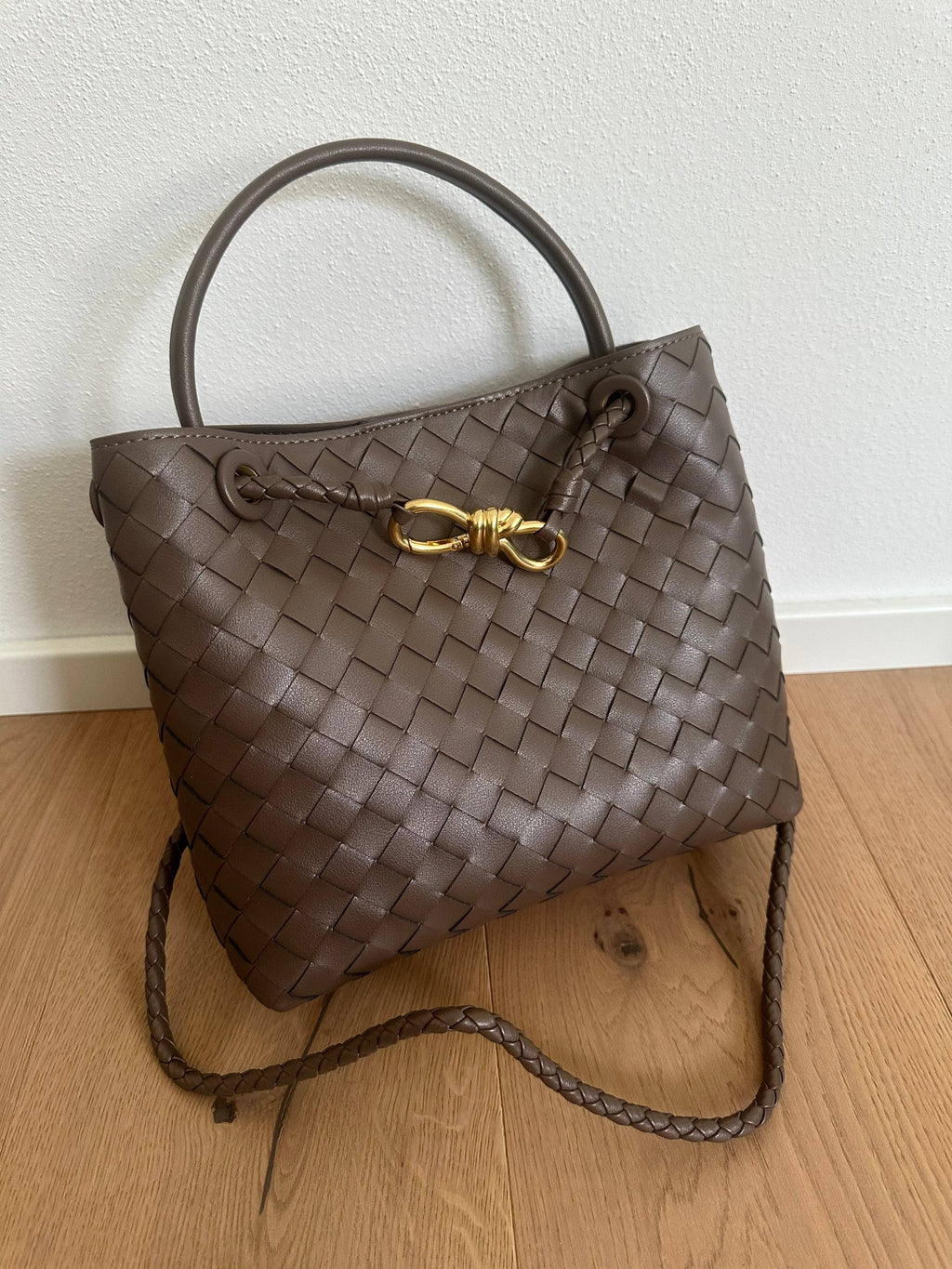 véritable cuir: Light Taupe