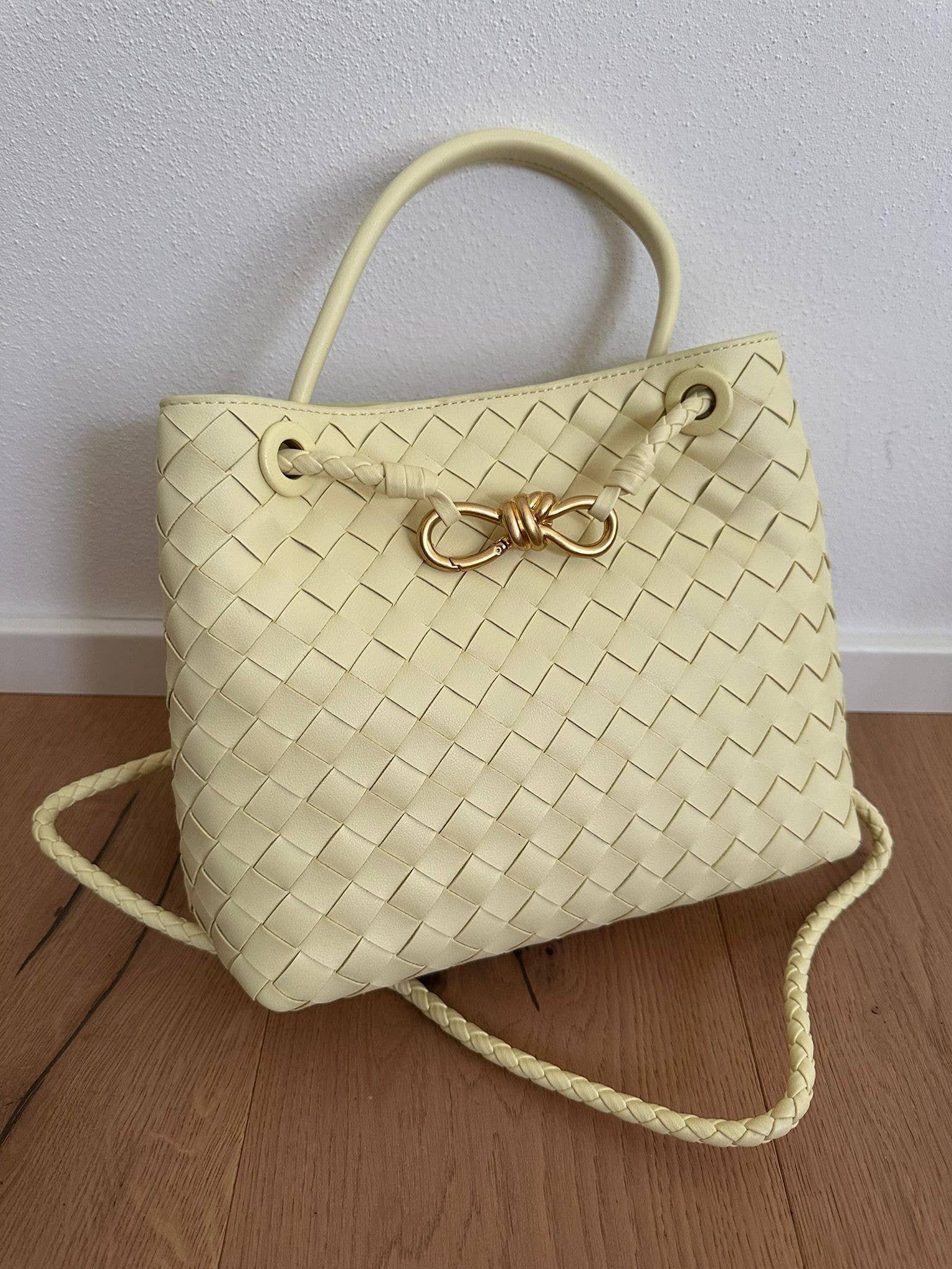 véritable cuir: Light Taupe