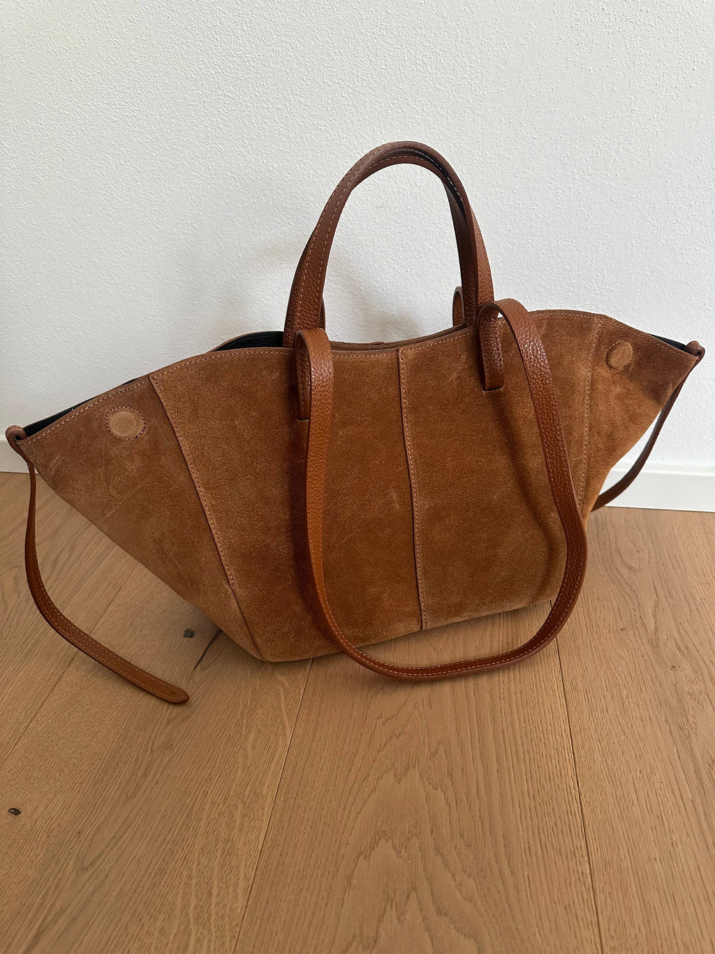 SAC CAPRI DAIM