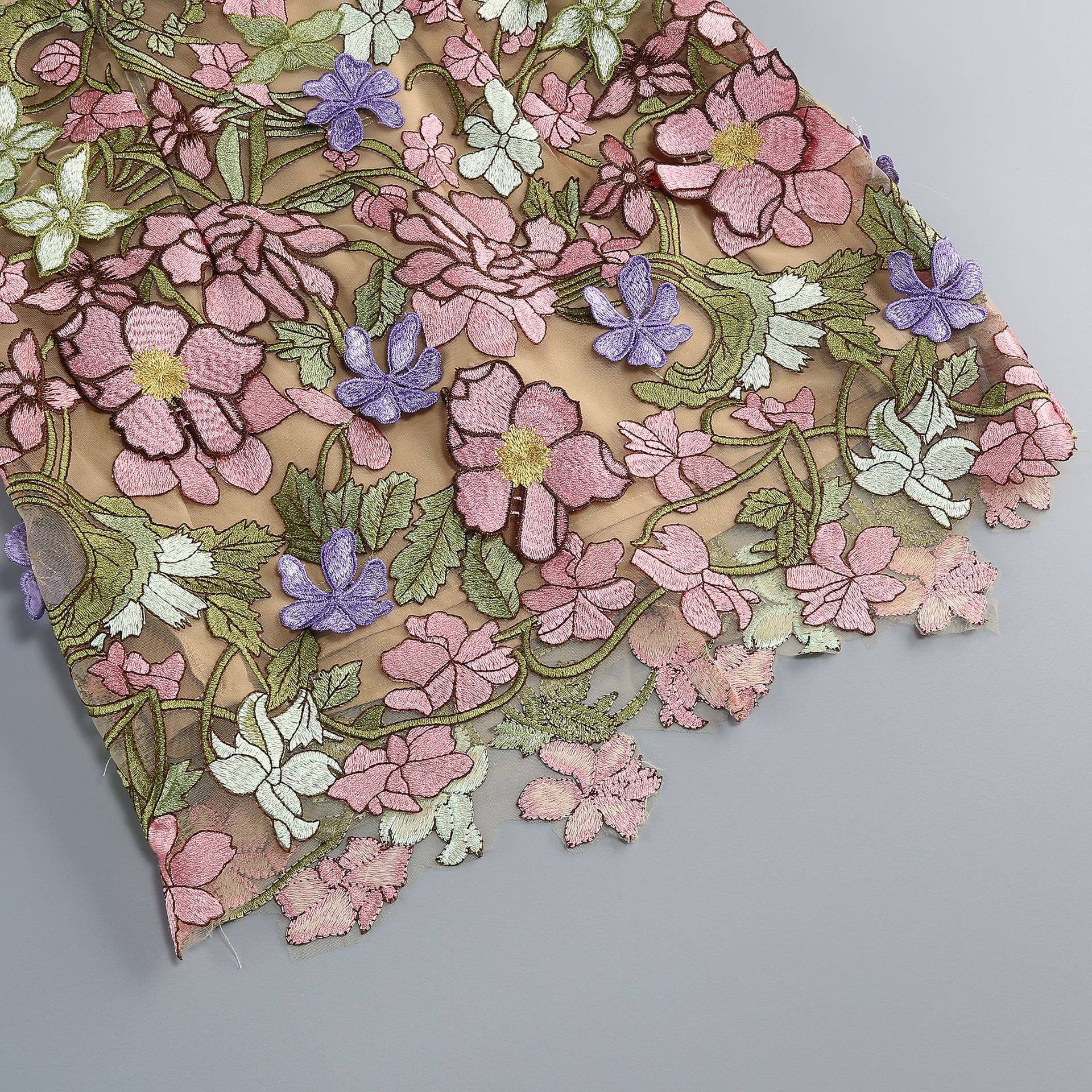 Robe Mini Transparente Élégante Sans Manches à Broderie Florale